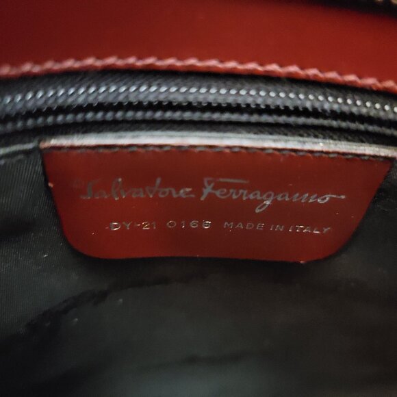Salvatore Ferragamo Patent Leather Tote Purse Cognac Burgundy Red Gold Crossbody - Picture 15 of 17